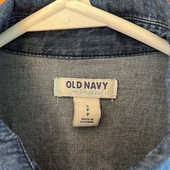 Old Navy Women’s Blue Chambray Lightweight Denim Casual Button Tunic Small - Picture 2 of 6